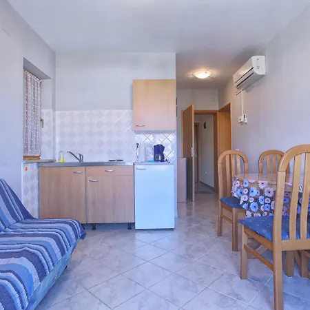 Mladen - A2 - Mpolo Apartment *