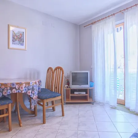 Mladen - A2 - Mpolo Medulin